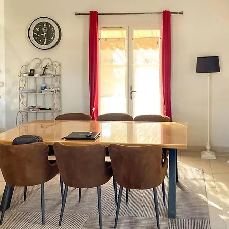Cozy In With Wifi Holiday home